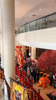 Welcome the Year of the Horse in Style

Kicking off the Year of the Horse with a splash of colour in the lobby of @newworldmillenniumhkhotel 

Lion dance lit up the room, and the mochi-pounding ceremony brought joy and good fortune to all. Kung Hei Fat Choy! 

#RisewiththeHorseNewYearNewWorld
#NewYearNewWorld
#NewWorldHotels