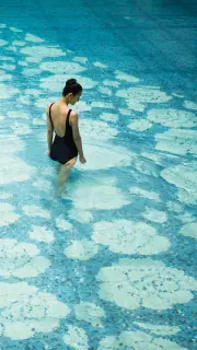 City Access, Silent Comfort

In the heart of Dalian, New World Dalian Hotel pairs city convenience with a quiet, restorative rhythm. Just minutes from Zhongshan Square, the harbour and major corporate hubs—about 20 minutes from Zhoushuizi Airport—the 412 rooms and suites offer contemporary calm. But the real pause is here: a heated indoor pool and serene lounge where soft light, warm water and subtle design turn an ordinary stay into slow, restorative moments. After meetings or a day exploring the city, sink into the pool, inhale the calm, then carry on—refreshed.

#NewWorldDalianHotel
#NewWorldHotels